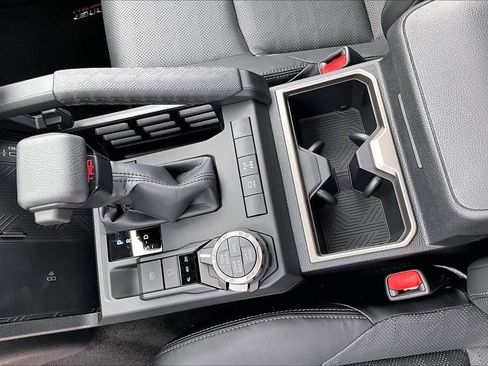 New 2026 Toyota 4Runner TRD Off-Road Premium AWD/4WD image 7