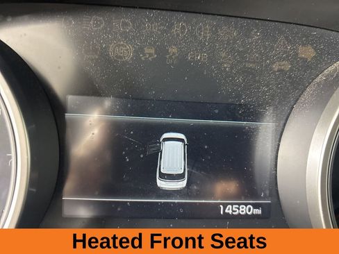 Used 2024 Kia Carnival EX image 13