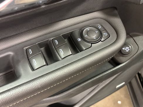 Used 2020 GMC Terrain Denali w/ Denali Premium Package FWD image 23