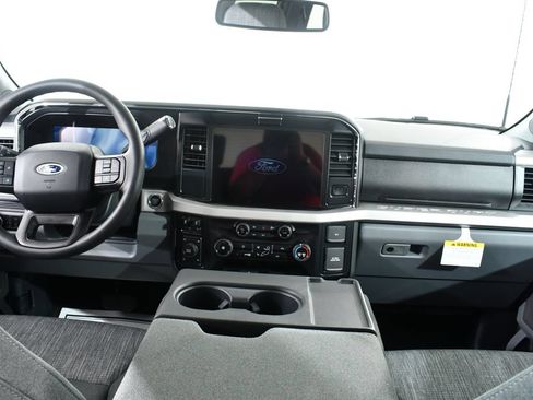 New 2026 Ford F350 XLT w/ XLT Premium Package AWD/4WD image 7