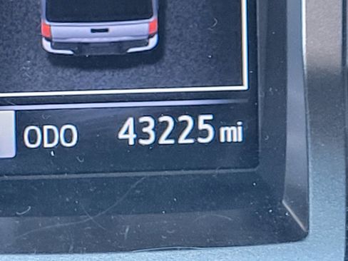 Used 2016 Toyota Tacoma SR5 image 28