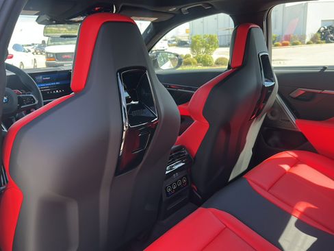 Used 2026 BMW M5 w/ Carbon Package image 17