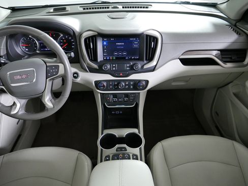Used 2020 GMC Terrain Denali w/ Denali Premium Package AWD/4WD image 10