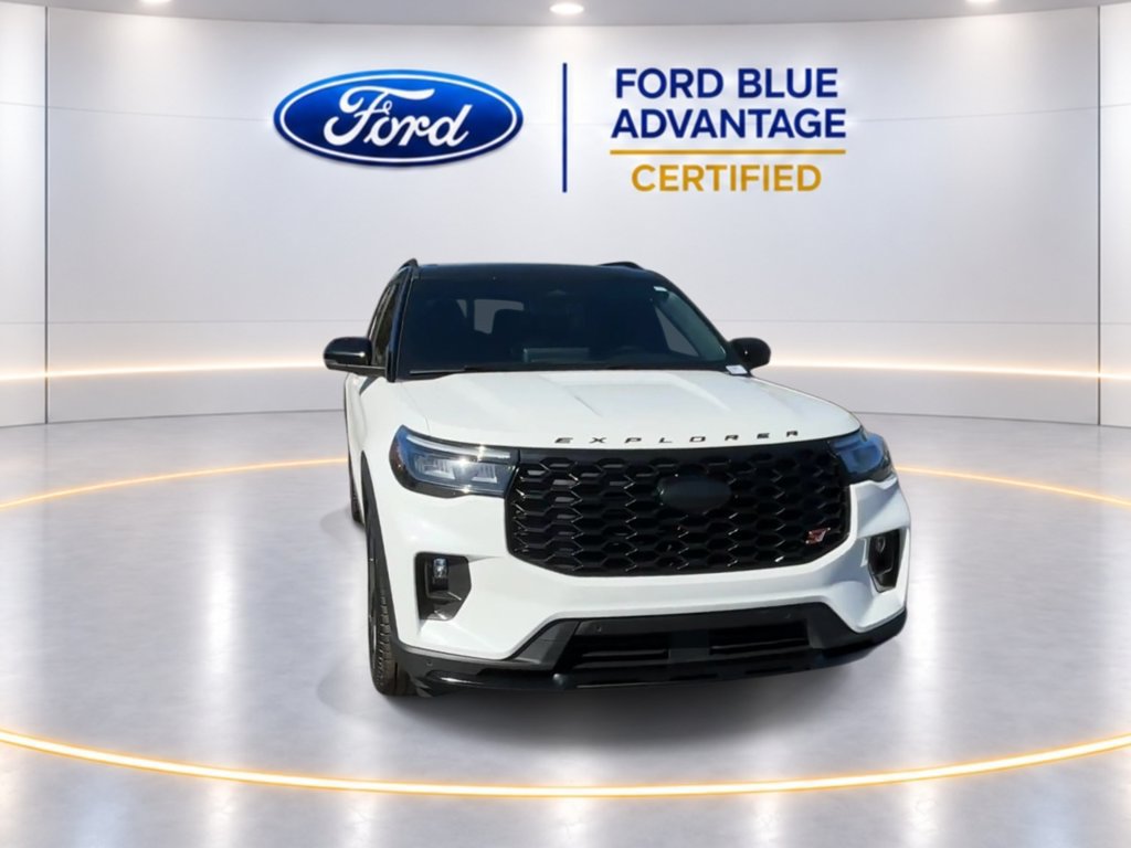 Used 2025 Ford Explorer ST AWD/4WD image 5
