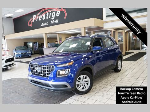 Used 2020 Hyundai Venue SEL image 1