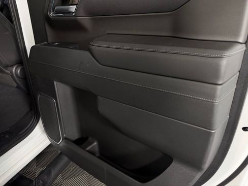 Used 2023 Chevrolet Silverado 1500 RST w/ Convenience Package II image 31