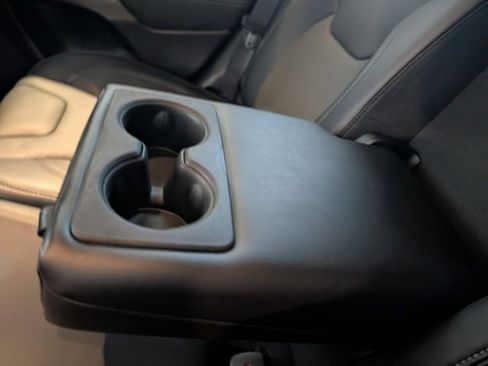 Used 2021 Jeep Cherokee Latitude Lux image 25