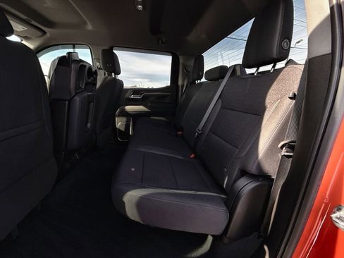 Used 2022 Chevrolet Silverado 1500 LT image 20