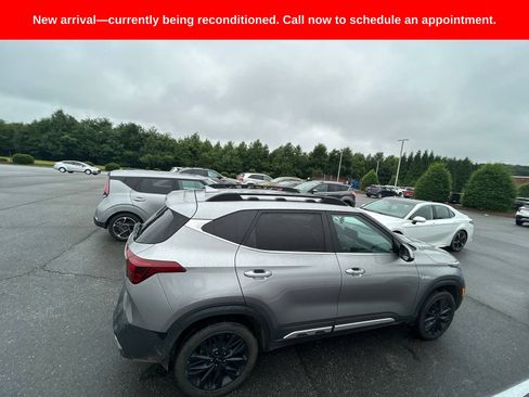 Used 2022 Kia Seltos Nightfall Edition AWD/4WD image 13