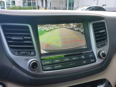 Used 2016 Hyundai Tucson Limited w/ Option Group 03 FWD image 28