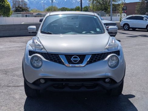 Used 2015 Nissan Juke SV w/ Technology Package AWD/4WD image 10