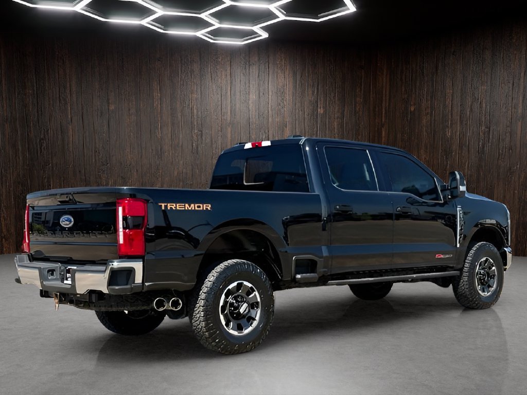 Used 2024 Ford F250 Lariat w/ Tremor Off-Road Package AWD/4WD image 2