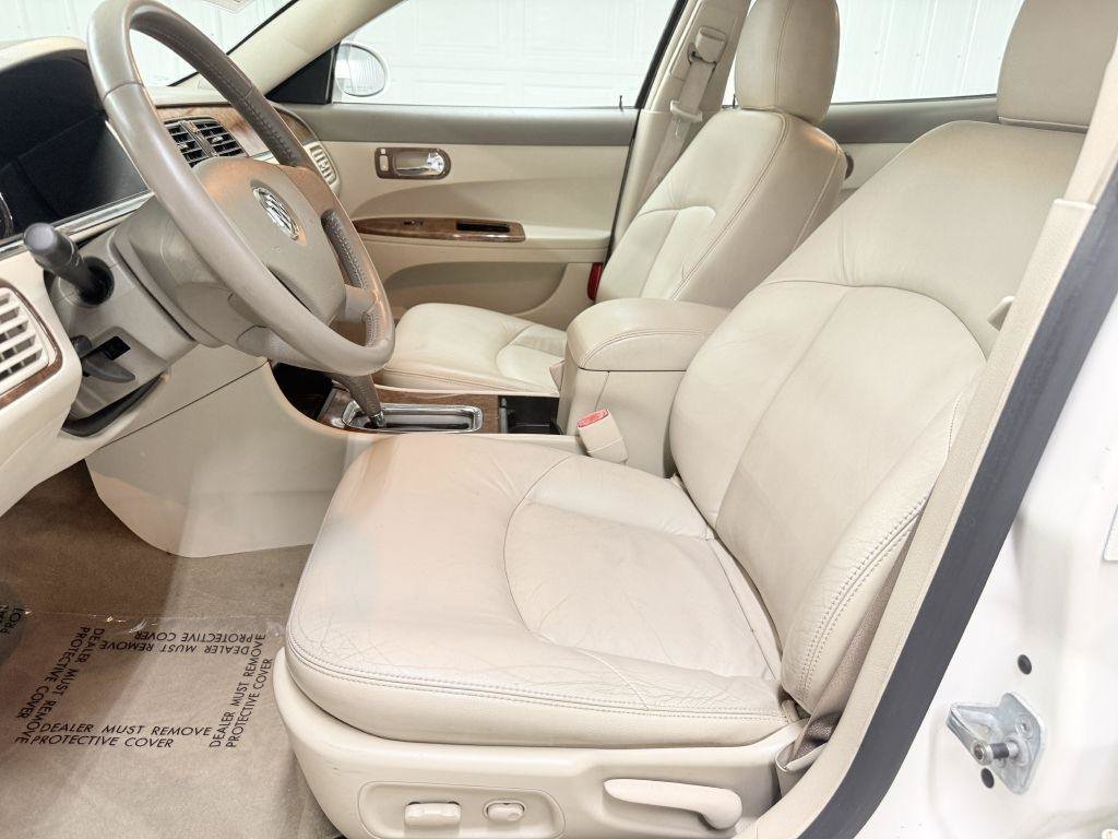 Used 2006 Buick LaCrosse CXL w/ Chrome Appearance Package FWD image 9