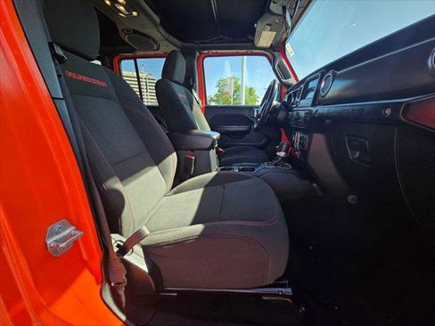 Used 2019 Jeep Wrangler Unlimited Rubicon AWD/4WD image 11