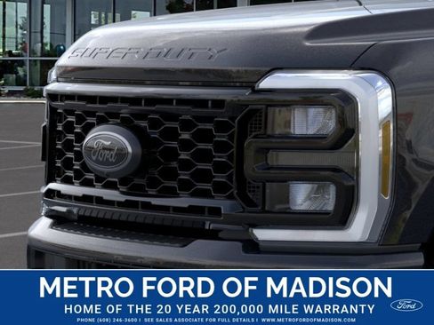 New 2026 Ford F350 Lariat w/ Black Appearance Package AWD/4WD image 18