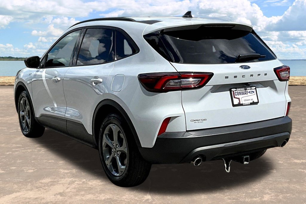 Used 2025 Ford Escape ST-Line FWD image 5