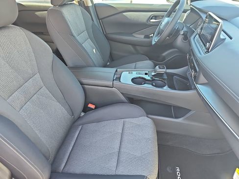 New 2026 Nissan Rogue SV w/ Cold Weather Package FWD image 9