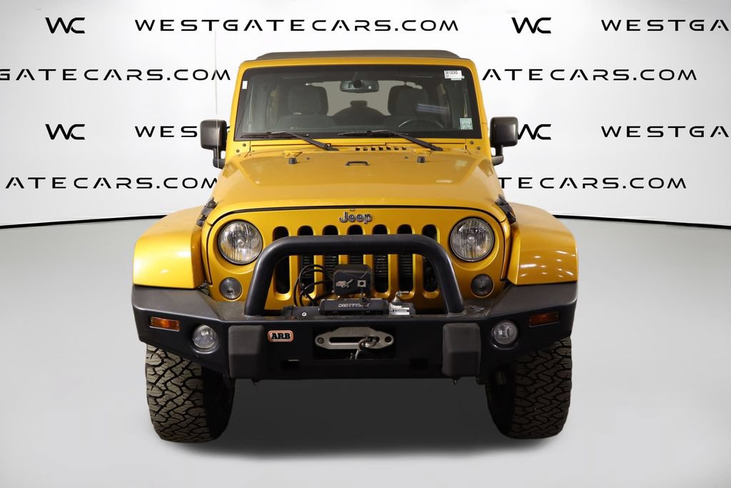 Used 2014 Jeep Wrangler Unlimited Sahara w/ Max Tow Package AWD/4WD image 2