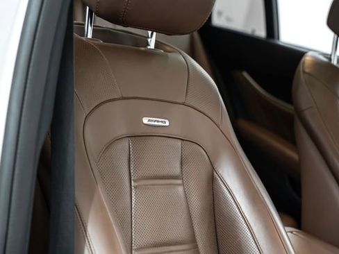 Used 2018 Mercedes-Benz E 63 AMG S image 31