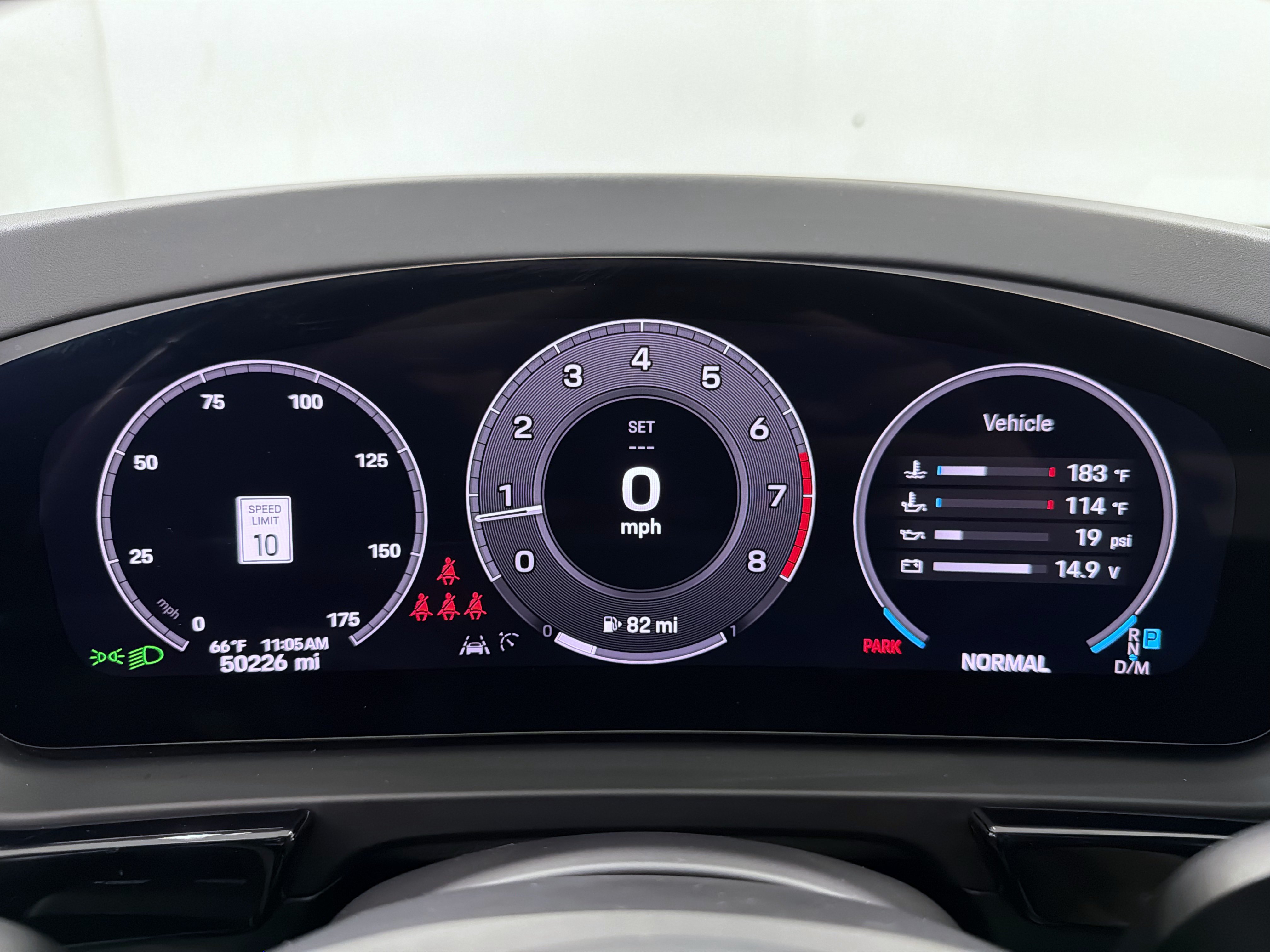 Certified 2024 Porsche Cayenne Coupe AWD/4WD image 48