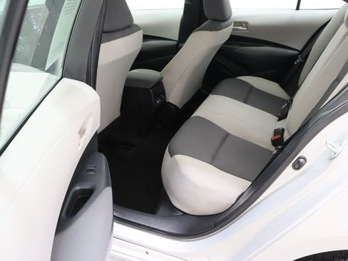 Used 2024 Toyota Corolla LE FWD image 25
