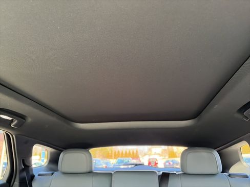 Used 2024 Honda Prologue Touring image 16