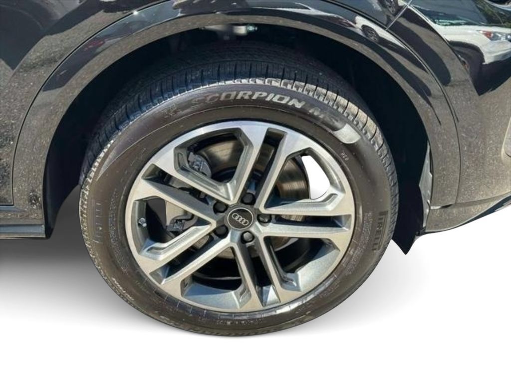 New 2026 Audi Q5 Premium AWD/4WD image 11