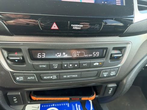 Used 2017 Honda Ridgeline RTL-T image 6