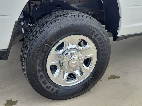New 2026 RAM 2500 Tradesman AWD/4WD image 16