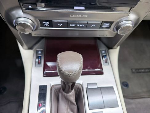 Used 2019 Lexus GX 460 Premium w/ Premium Package AWD/4WD image 12