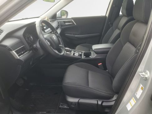 Used 2022 Mitsubishi Outlander ES FWD image 12