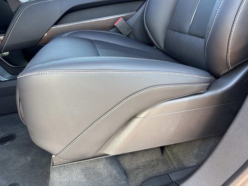 New 2027 Cadillac Vistiq Sport w/ LPO, Floor Liner Package AWD/4WD image 21