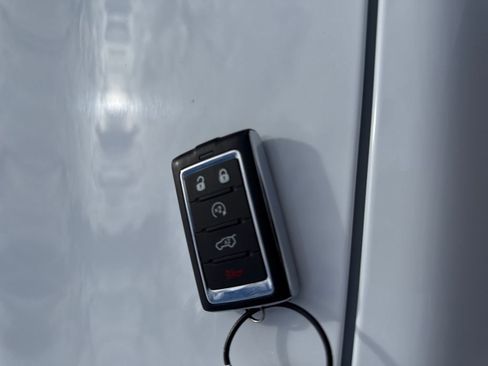 Used 2024 Jeep Grand Cherokee L Altitude image 30