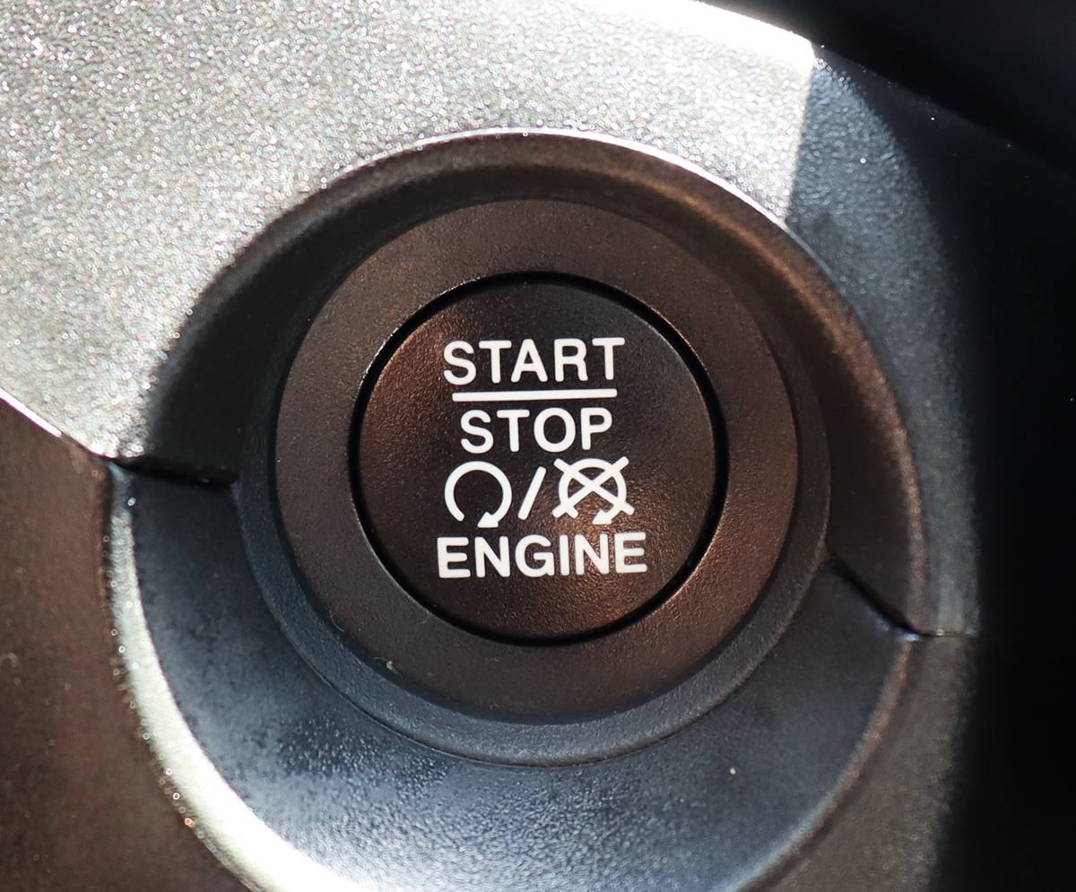 Used 2020 Jeep Compass Latitude FWD image 52
