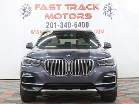 Used 2019 BMW X5 xDrive40i w/ Convenience Package AWD/4WD image 2