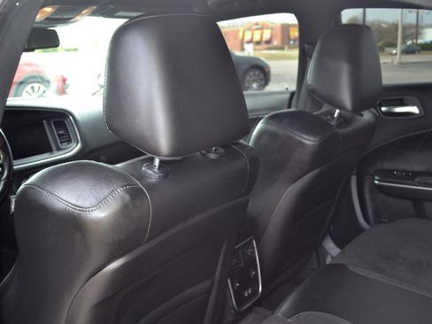 Used 2018 Dodge Charger GT image 40