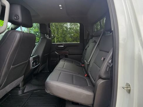 Used 2023 GMC Sierra 2500 SLT w/ SLT Premium Package AWD/4WD image 17