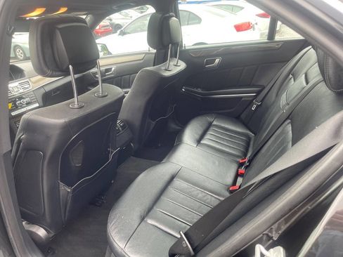 Used 2014 Mercedes-Benz E 550 4MATIC Sedan image 22