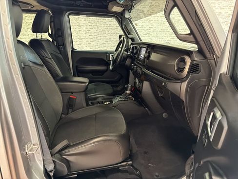 Used 2021 Jeep Wrangler Unlimited Sport AWD/4WD image 11