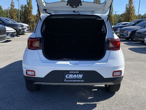 New 2026 Hyundai Venue SEL image 26