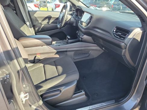 Used 2025 Dodge Durango R/T w/ Blacktop Package image 16
