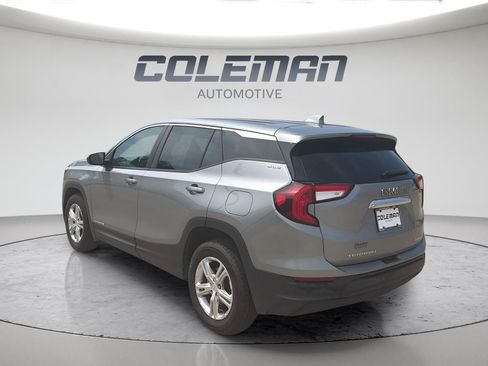 Used 2024 GMC Terrain SLE AWD/4WD image 10