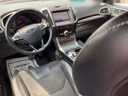 Used 2019 Ford Edge ST w/ Equipment Group 401A AWD/4WD image 10