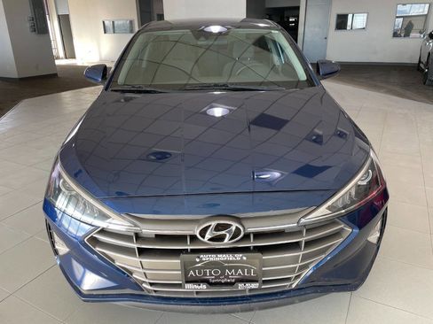 Used 2020 Hyundai Elantra SEL image 2