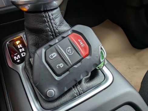 New 2026 Jeep Wrangler Unlimited Rubicon AWD/4WD image 22