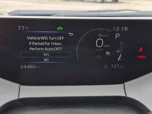 Used 2025 Toyota Prius FWD image 21