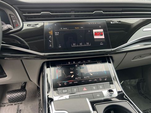 Used 2020 Audi Q7 2.0T Premium Plus w/ Premium Plus Package image 29