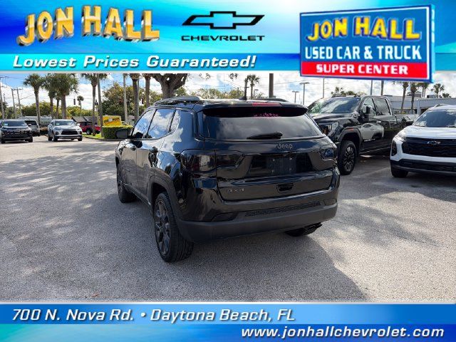 Used 2021 Jeep Compass Latitude w/ Sun and Sound Group AWD/4WD image 6