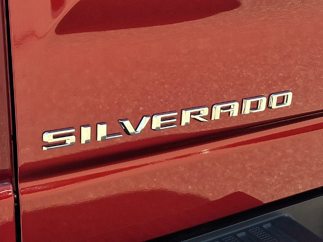 Used 2024 Chevrolet Silverado 1500 LT w/ Z71 Off-Road Package AWD/4WD image 33