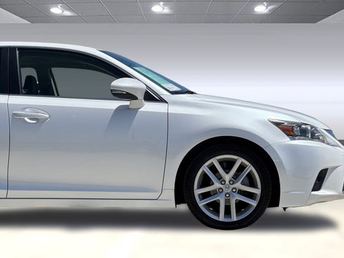 Used 2016 Lexus CT 200h w/ Navigation Package FWD image 35